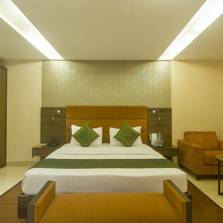 Treebo Trend Rosewood Hotel Mumbai  Buitenkant foto