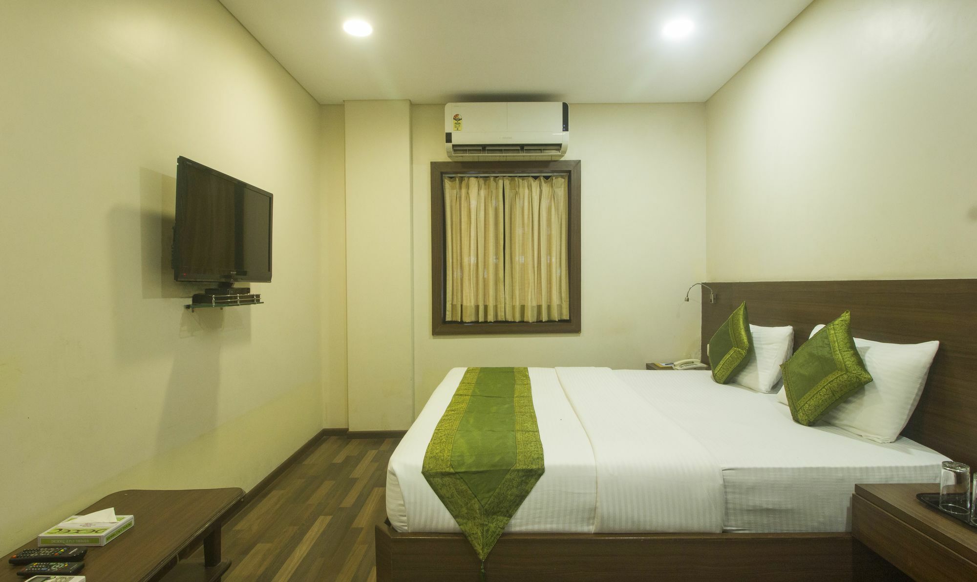 Treebo Trend Rosewood Hotel Mumbai  Buitenkant foto