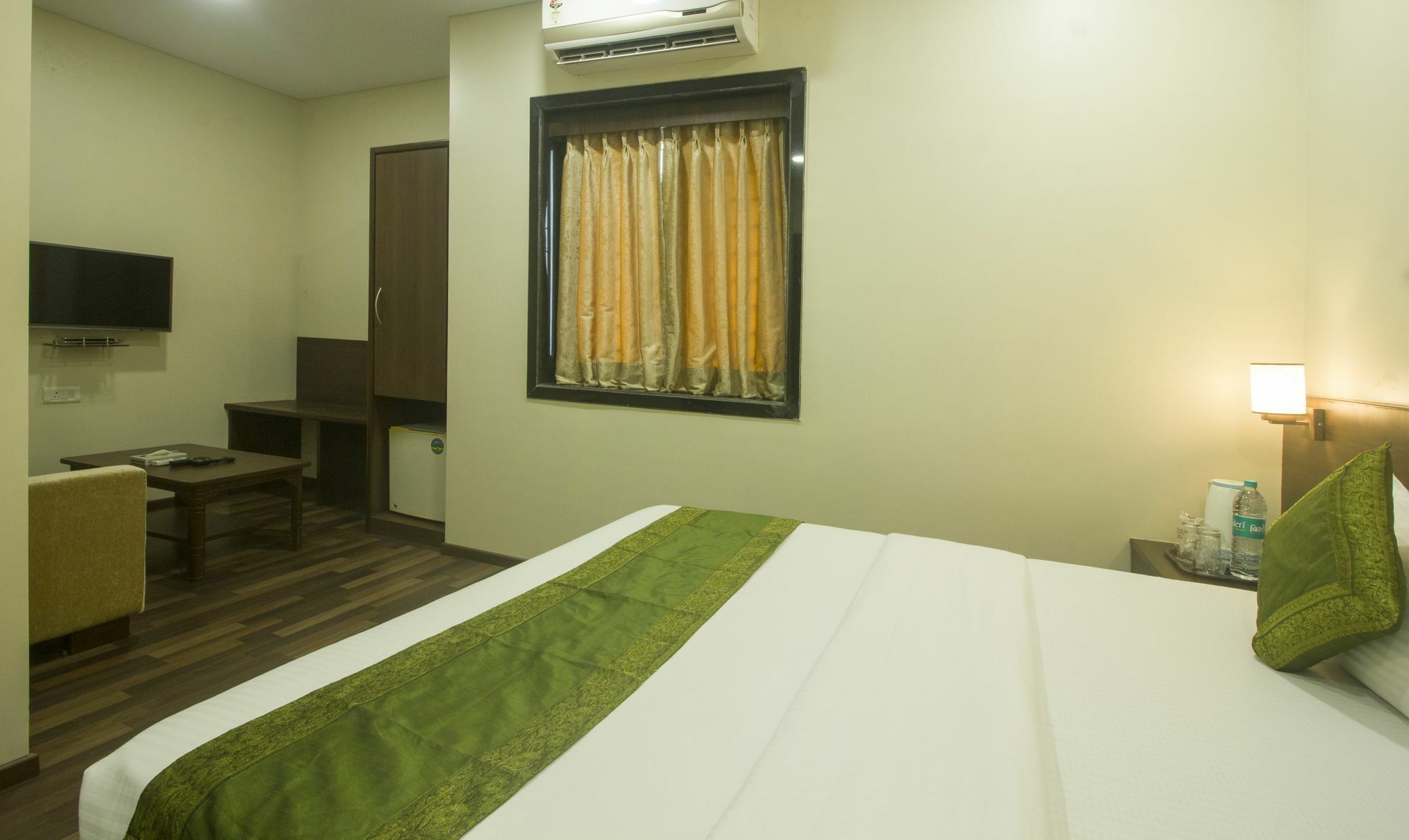 Treebo Trend Rosewood Hotel Mumbai  Buitenkant foto