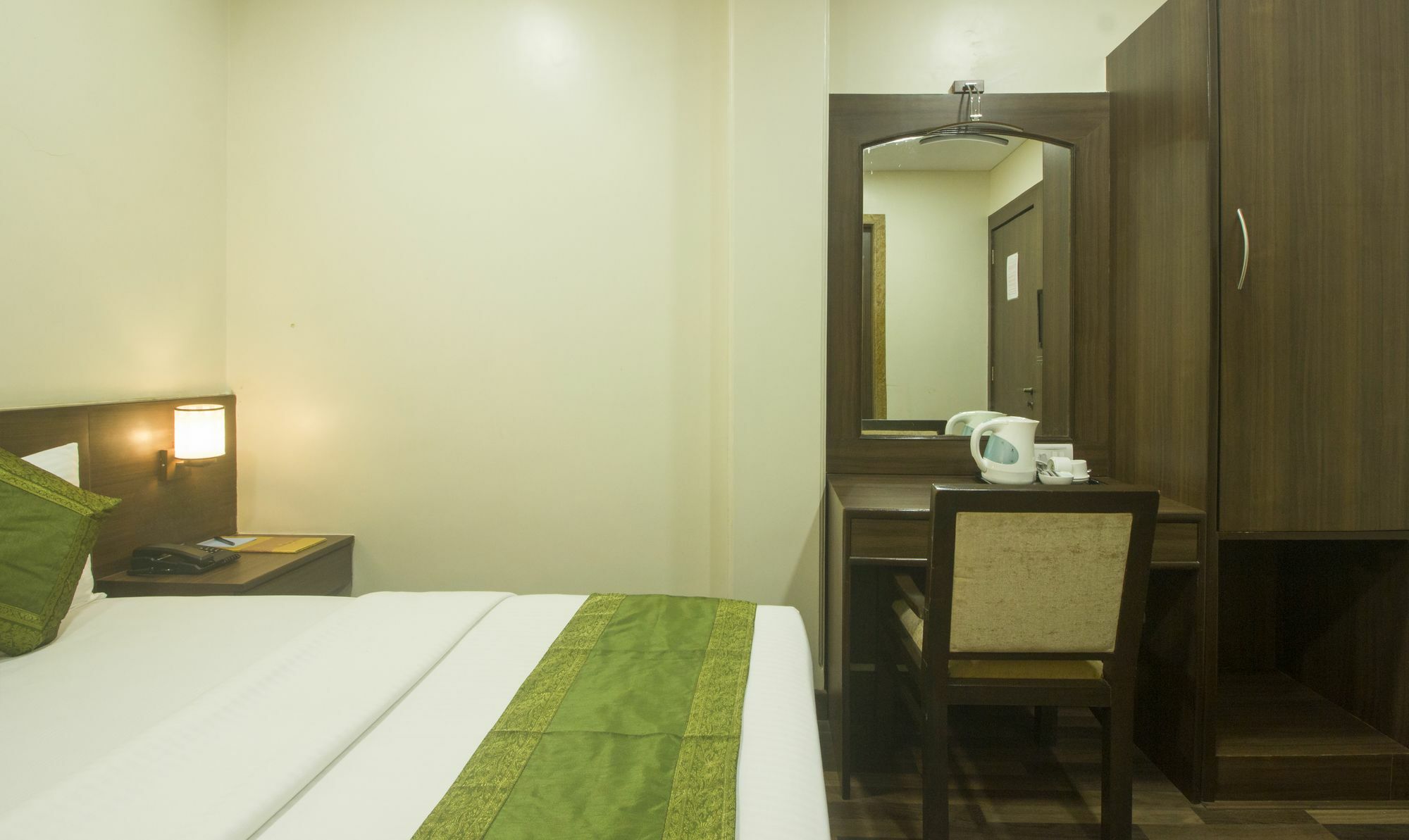 Treebo Trend Rosewood Hotel Mumbai  Buitenkant foto