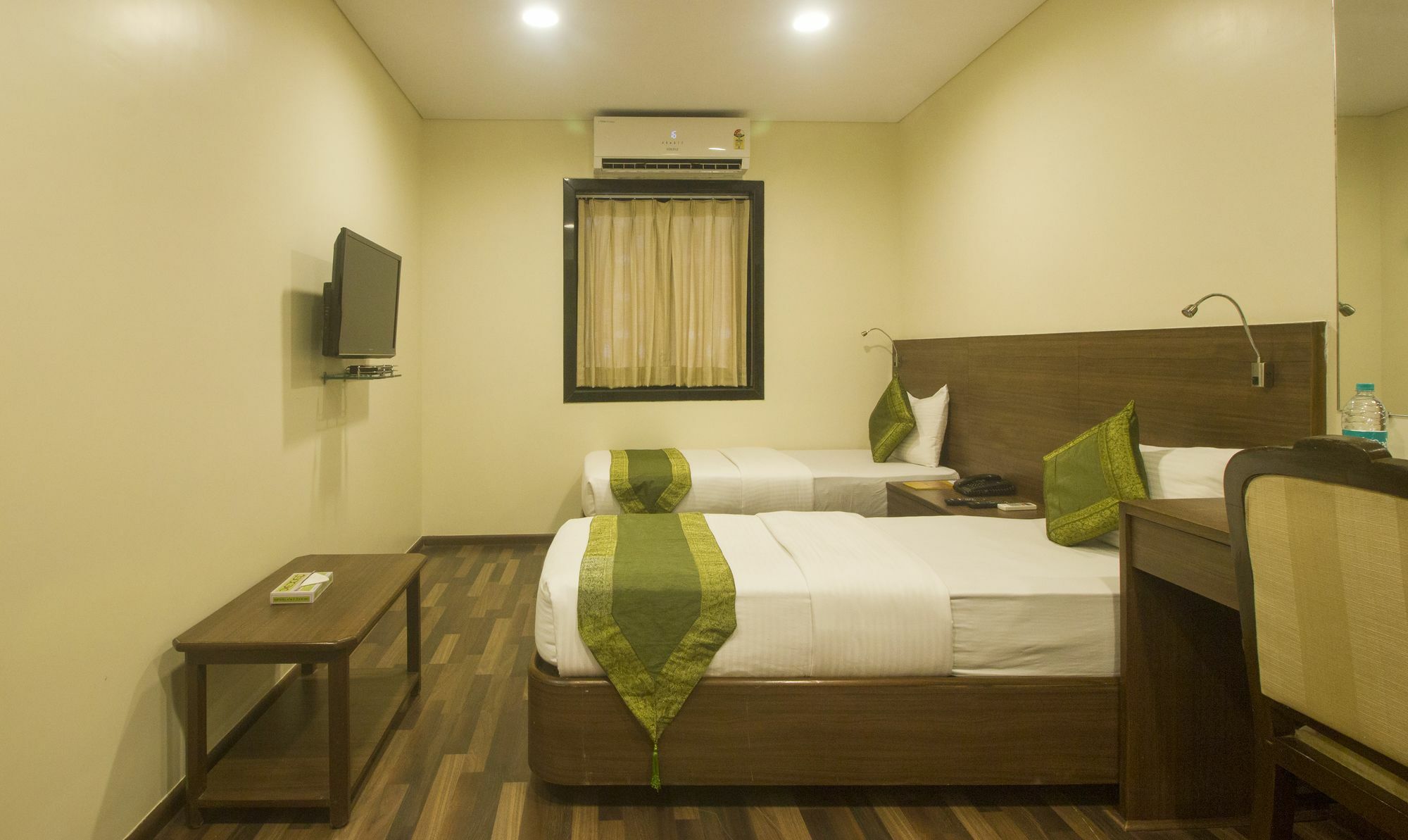 Treebo Trend Rosewood Hotel Mumbai  Buitenkant foto